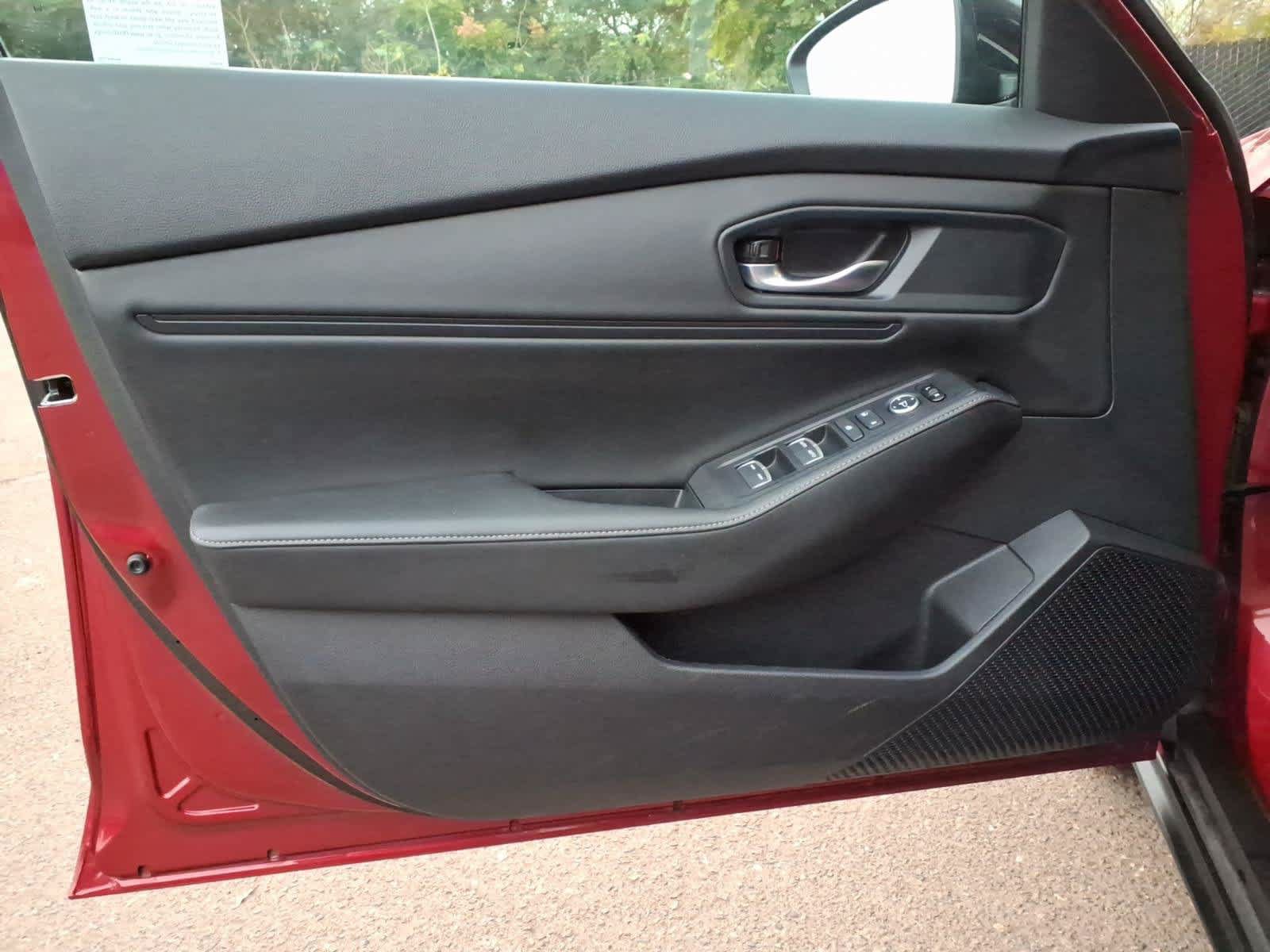Used 2025 Honda Accord Sport image 13