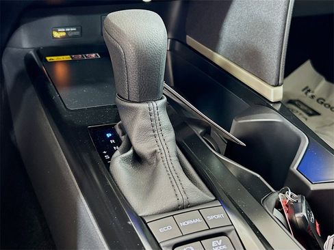 New 2026 Toyota Camry LE image 17