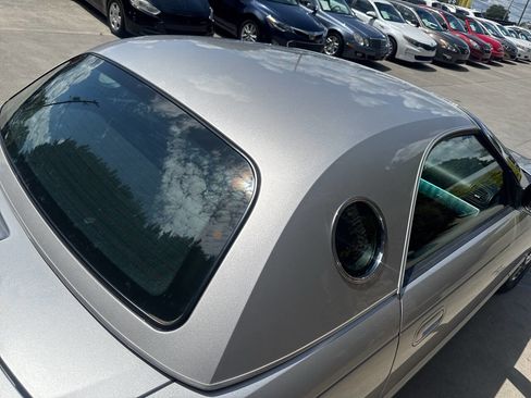 Used 2004 Ford Thunderbird Deluxe image 10