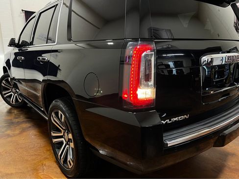 Used 2018 GMC Yukon Denali w/ Denali Ultimate Package AWD/4WD image 40
