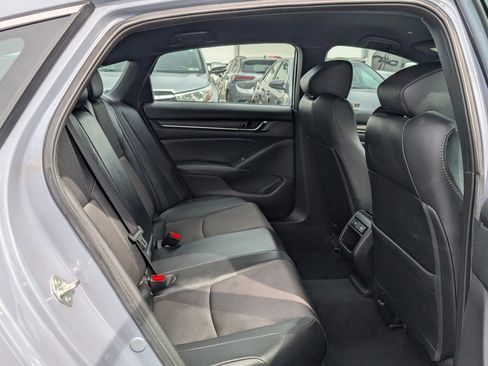 Used 2021 Honda Accord Sport image 11