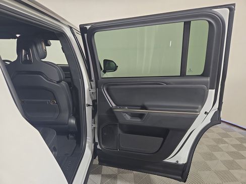 Used 2025 Rivian R1S Adventure image 19