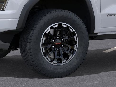 New 2026 GMC Canyon AT4 w/ Technology Plus Package AWD/4WD image 33