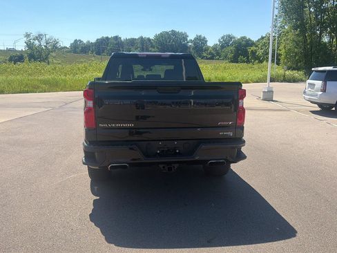 Used 2023 Chevrolet Silverado 1500 RST w/ Z71 Off-Road Package AWD/4WD image 4