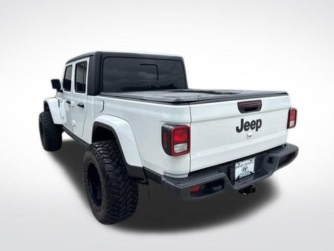 Used 2023 Jeep Gladiator Sport AWD/4WD image 5