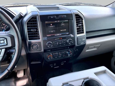 Used 2015 Ford F150 XLT w/ Equipment Group 302A Luxury RWD image 7