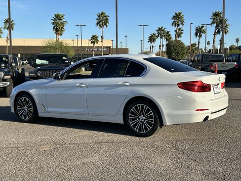 Used 2020 BMW 530i 530i w/ Premium Package image 4