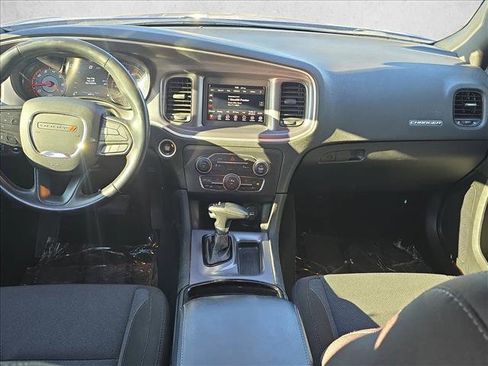 Used 2020 Dodge Charger SXT w/ Blacktop Package image 18
