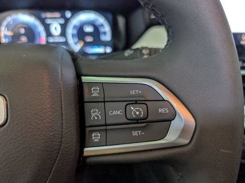 Used 2025 Jeep Compass Limited w/ Elite Group AWD/4WD image 19