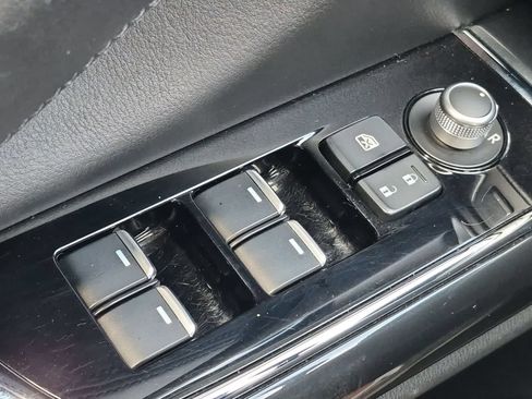 Used 2019 MAZDA CX-9 Touring FWD image 28
