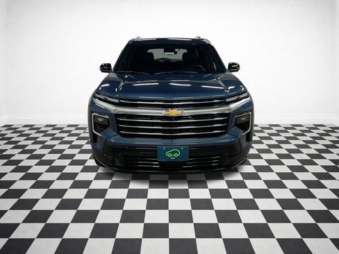 Certified 2026 Chevrolet Traverse High Country w/ LPO, Floor Liner Package AWD/4WD image 4