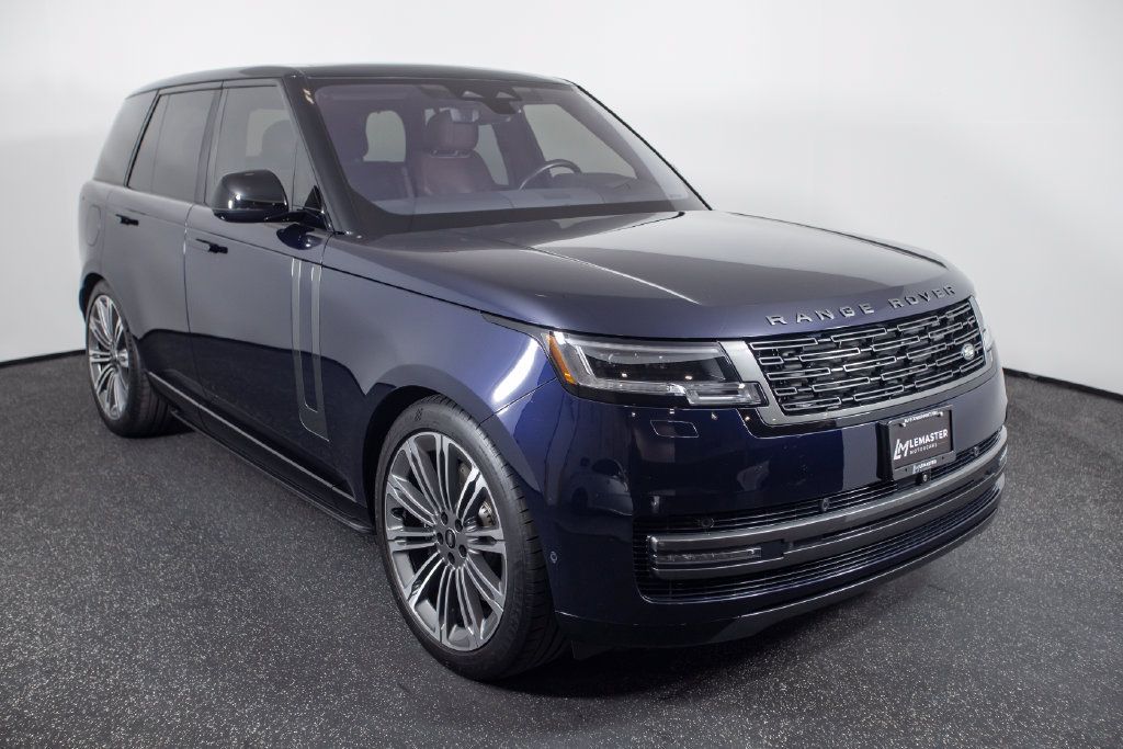 Used 2023 Land Rover Range Rover SE AWD/4WD image 13