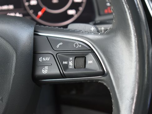 Used 2018 Audi Q7 3.0T Prestige w/ Prestige Package image 16