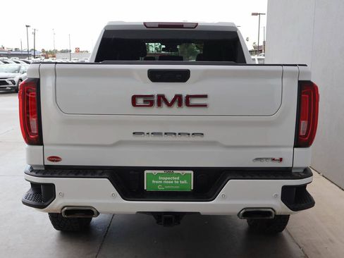 Used 2025 GMC Sierra 1500 AT4 AWD/4WD image 4