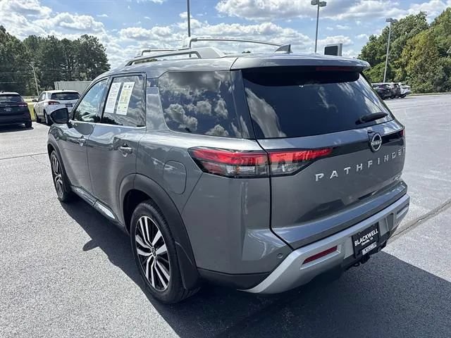 Used 2024 Nissan Pathfinder Platinum w/ Cargo Package AWD/4WD image 5