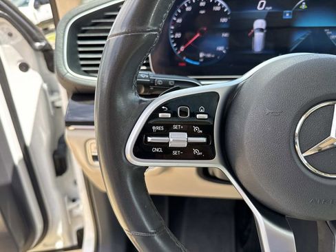 Used 2020 Mercedes-Benz GLS 450 4MATIC image 23