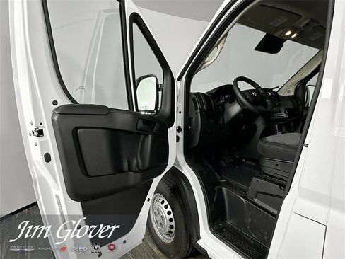 New 2026 RAM ProMaster 2500 image 17