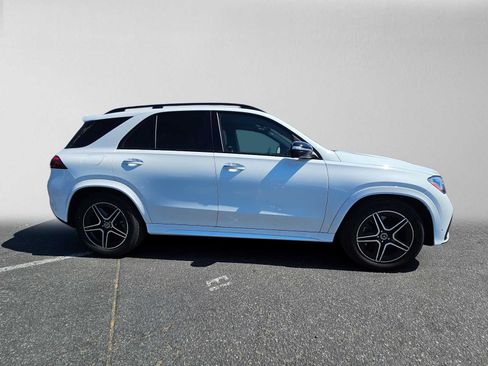 Used 2026 Mercedes-Benz GLE 450 4MATIC image 2