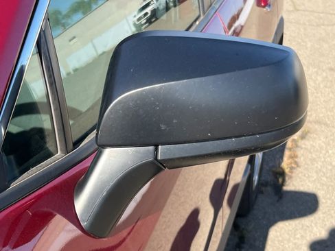 Used 2022 Toyota RAV4 LE FWD image 9