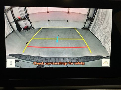 Used 2025 Toyota 4Runner TRD Off-Road image 34