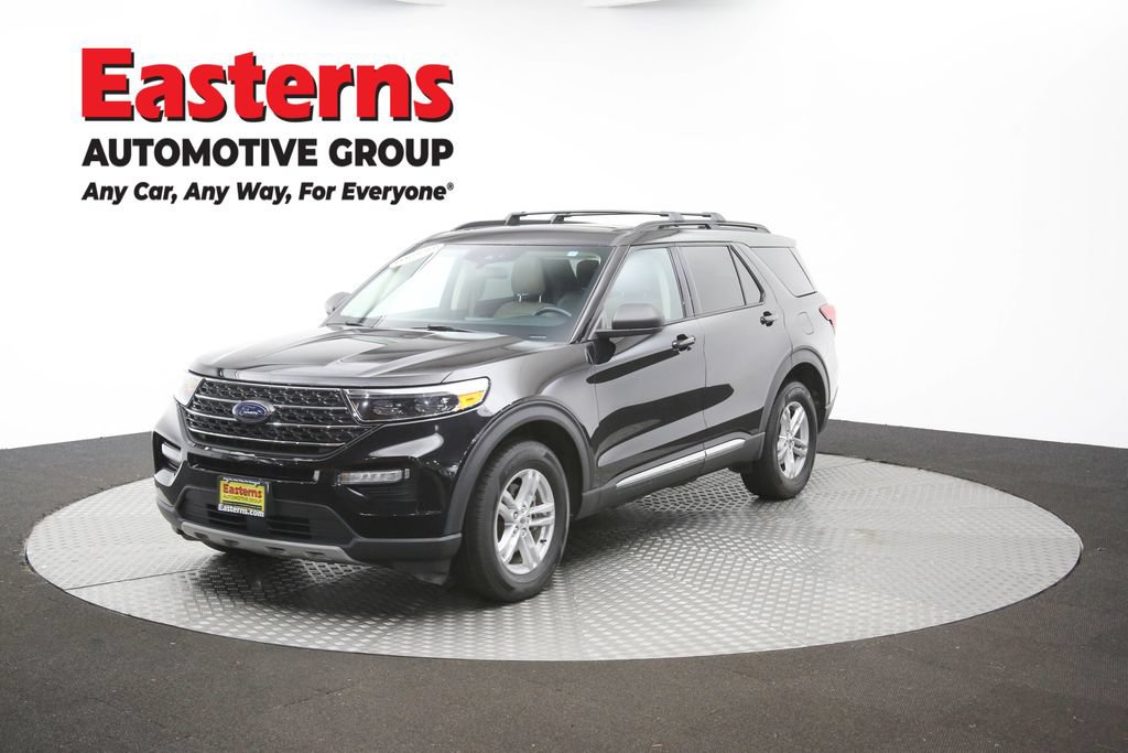Used 2022 Ford Explorer XLT w/ Equipment Group 202A AWD/4WD image 56
