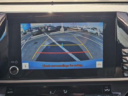 Used 2025 Toyota Camry LE image 23