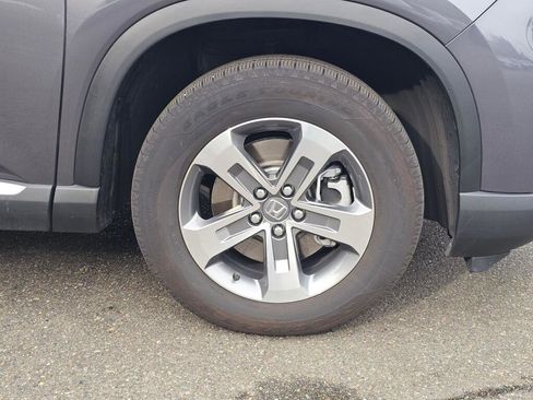 Used 2025 Honda Pilot EX-L image 9