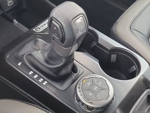 New 2026 Ford Bronco Outer Banks AWD/4WD image 27