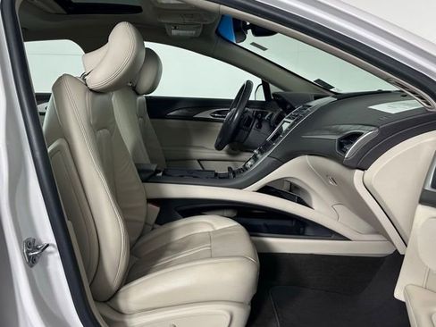 Used 2019 Lincoln MKZ Reserve image 31