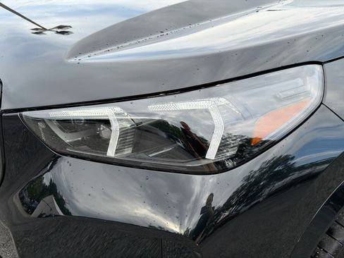 New 2026 BMW X1 M35i w/ Technology Package AWD/4WD image 9