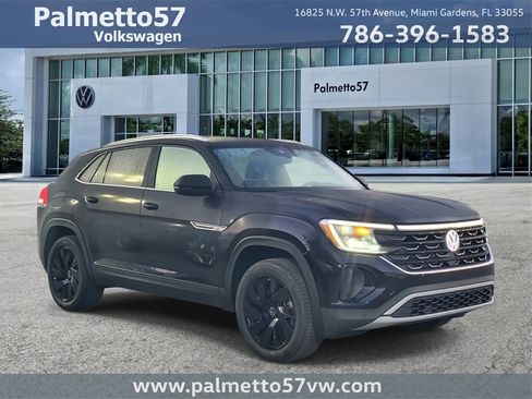 New 2026 Volkswagen Atlas Cross Sport SE image 1