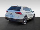 Used 2022 Volkswagen Tiguan SE image 4