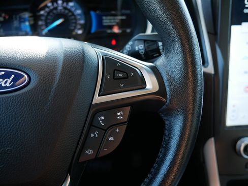 Used 2021 Ford Edge SEL image 30