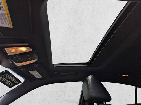 Used 2023 Dodge Charger R/T w/ Daytona Edition Group RWD image 21