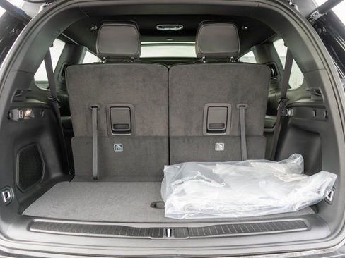 New 2026 Jeep Grand Cherokee L Limited w/ Limited Altitude Package AWD/4WD image 9