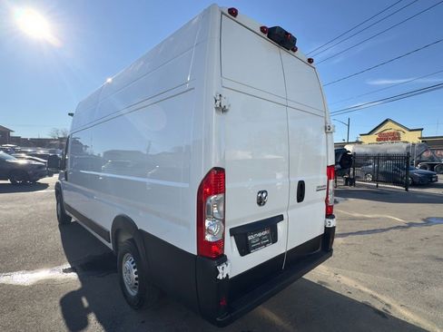 Used 2025 RAM ProMaster 3500 FWD image 5