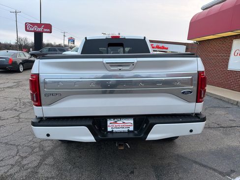 Used 2017 Ford F150 Platinum w/ Equipment Group 701A Luxury image 5