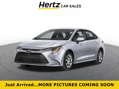 Used 2025 Toyota Corolla LE FWD image 1