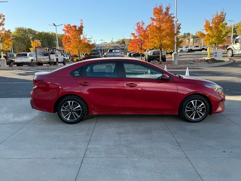 Used 2024 Kia Forte LXS image 7