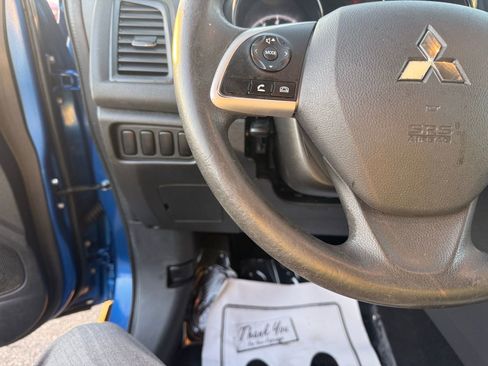 Used 2019 Mitsubishi Outlander Sport ES FWD image 17