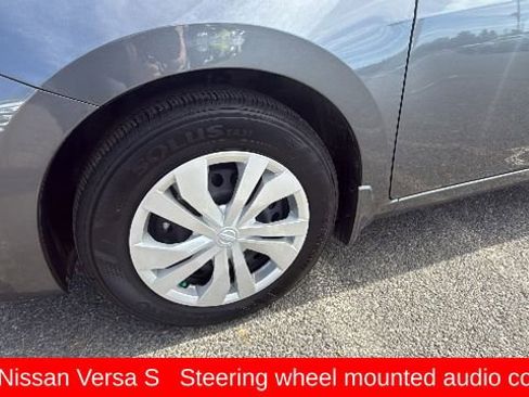 Used 2025 Nissan Versa S w/ Trunk Package FWD image 9