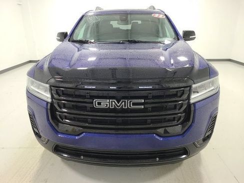Used 2023 GMC Acadia SLT w/ Elevation Edition FWD image 40
