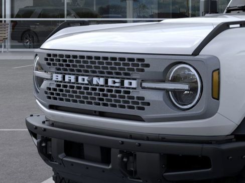New 2025 Ford Bronco Badlands image 19