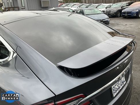 Used 2018 Tesla Model X 100D image 96