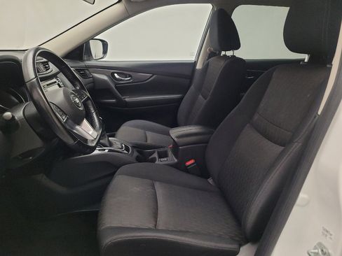 Used 2020 Nissan Rogue SV FWD image 17