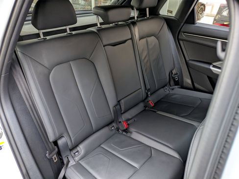 Used 2023 Audi Q3 2.0T Premium w/ Convenience Package image 29