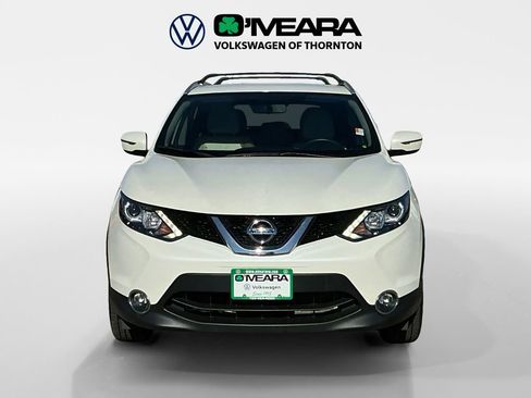 Used 2017 Nissan Rogue Sport SV w/ SV All-Weather Package AWD/4WD image 8