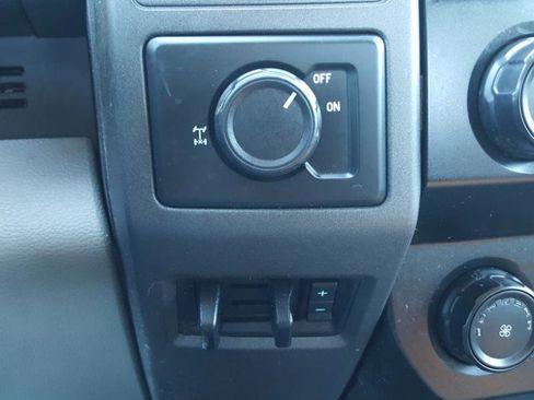 Used 2022 Ford F250 XL w/ Power Equipment Group image 15