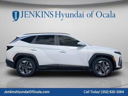 New 2026 Hyundai Tucson SEL FWD image 2