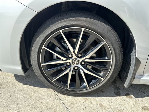 Used 2023 Toyota Camry SE w/ Convenience Package image 16